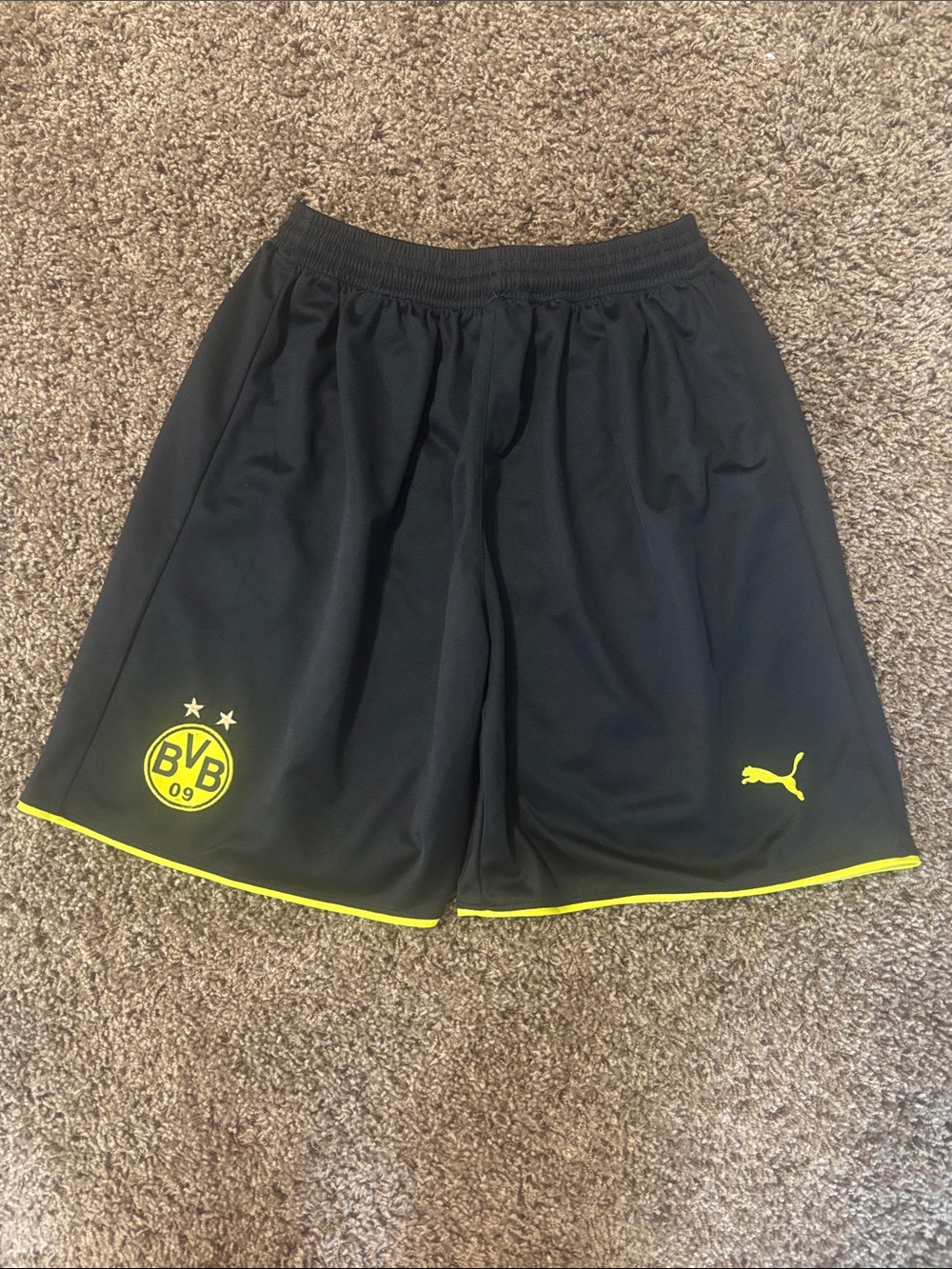 Borussia Dortmund Shorts Men’s M Soccer Drawstring Black Yellow